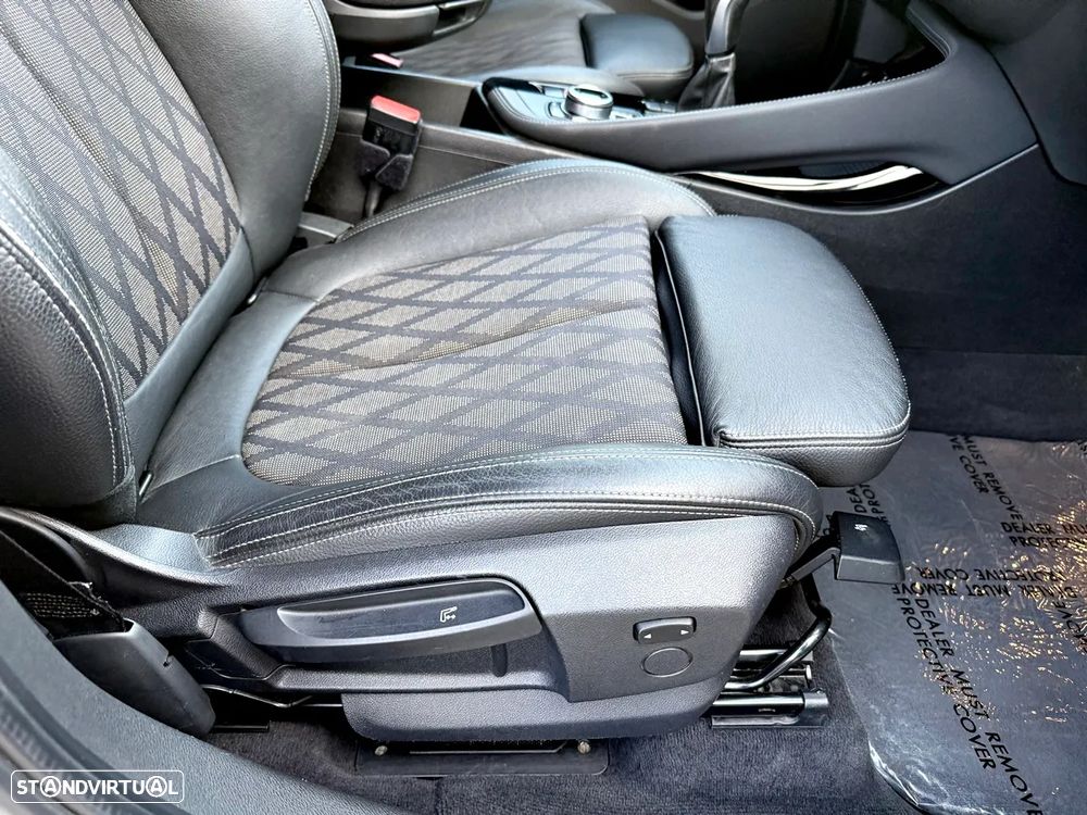 BMW X1 16 d sDrive Line Sport - 38