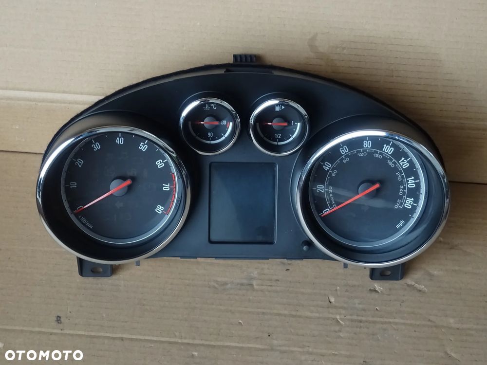LICZNIK BENZYNA ZEGARY OPEL ZAFIRA C ASTRA J UK - 3