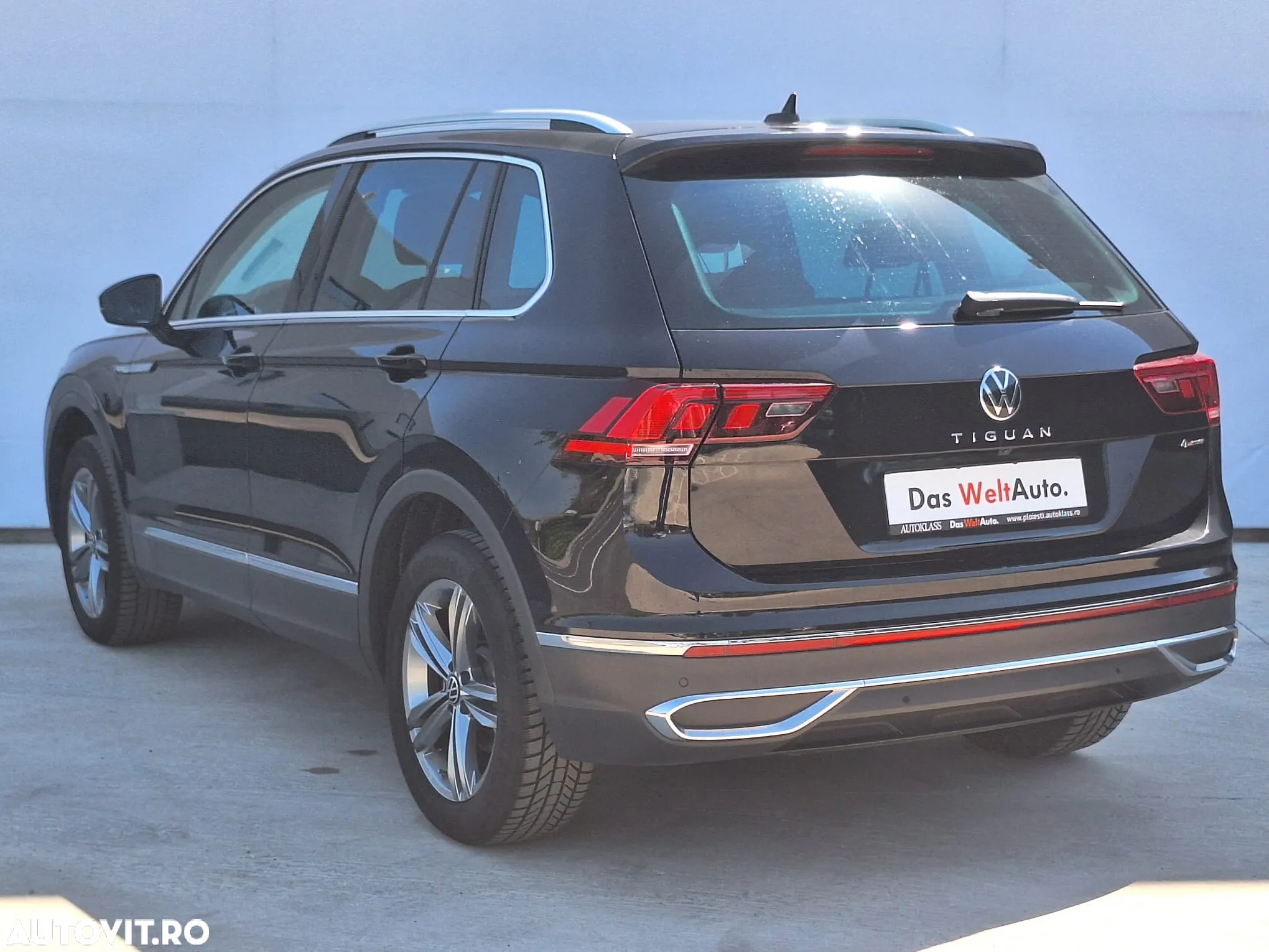 Volkswagen Tiguan 2.0 TDI SCR 4MOTION DSG Elegance - 3