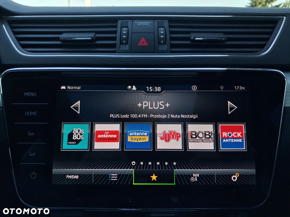 Skoda Superb 2.0 TDI SCR Ambition DSG - 24