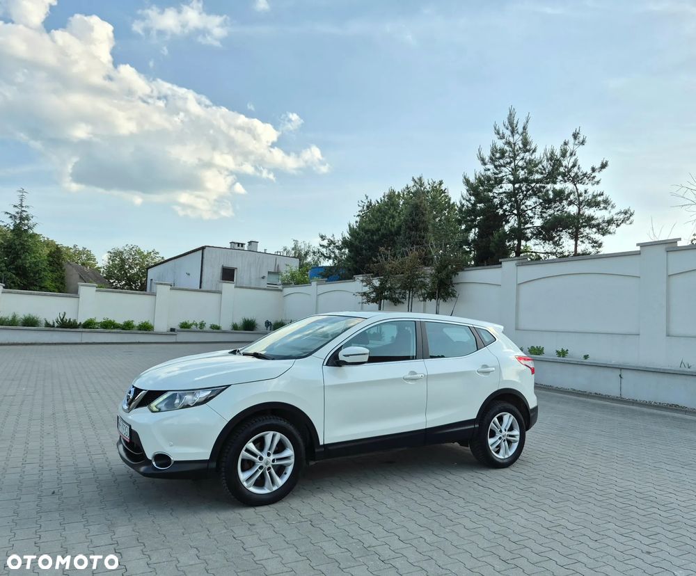 Nissan Qashqai - 1