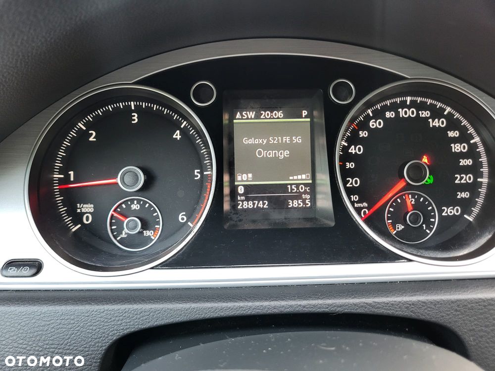 Volkswagen Passat 2.0 TDI 4Mot Highline DSG - 9