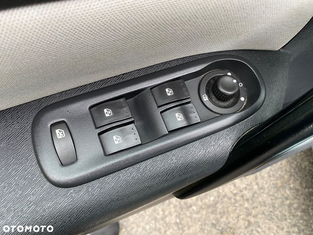 Renault Kangoo 1.6 16V 105 Authentique - 16
