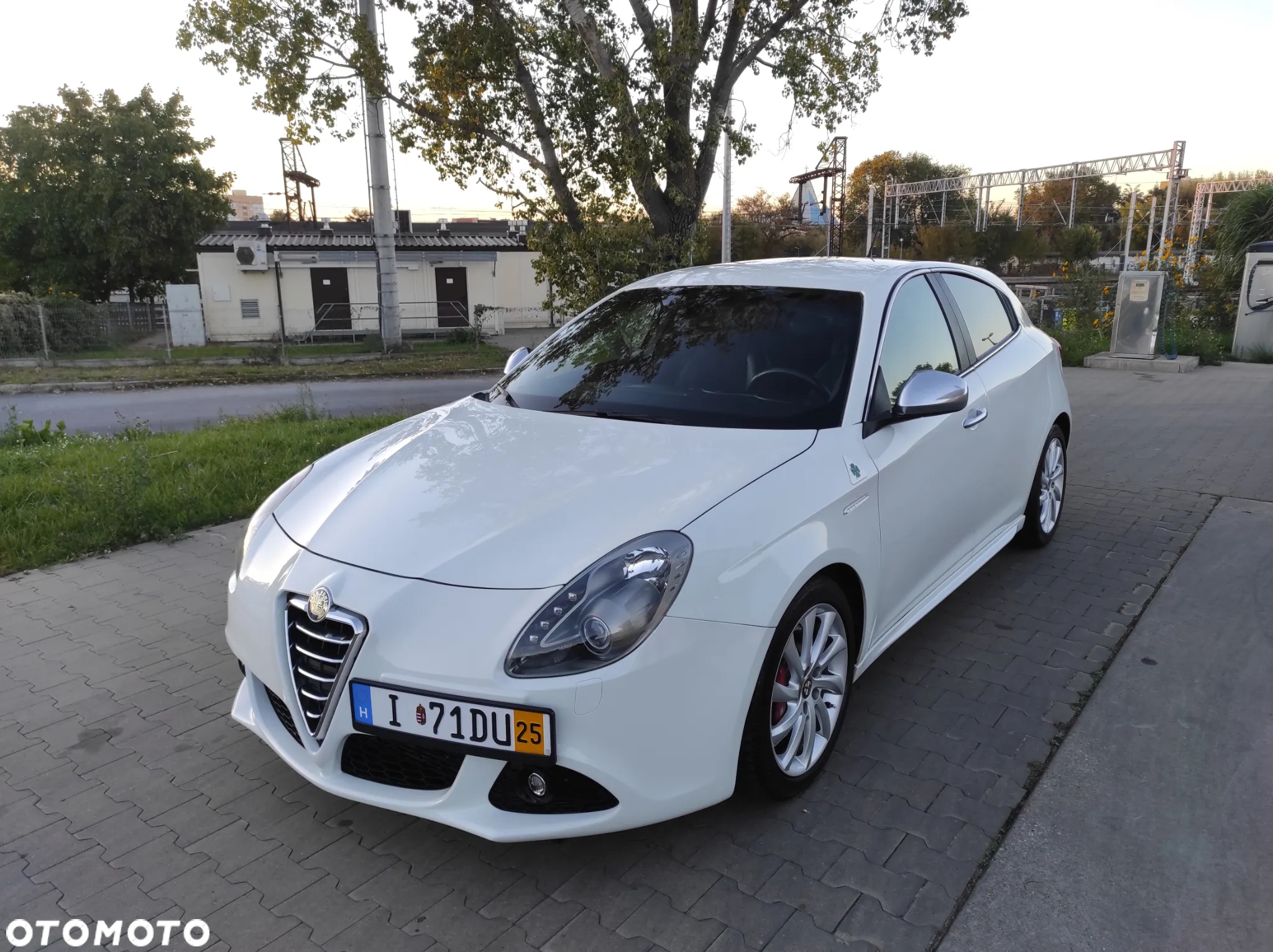 Alfa Romeo Giulietta 1750 TBi Quadrifoglio Verde - 5