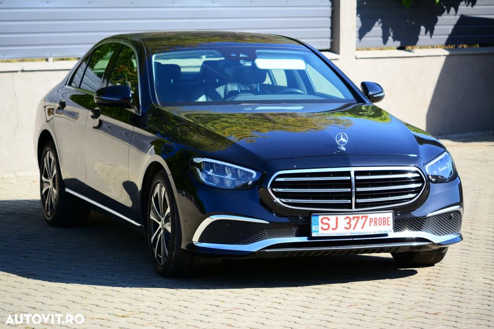 MERCEDES-BENZ E-Class