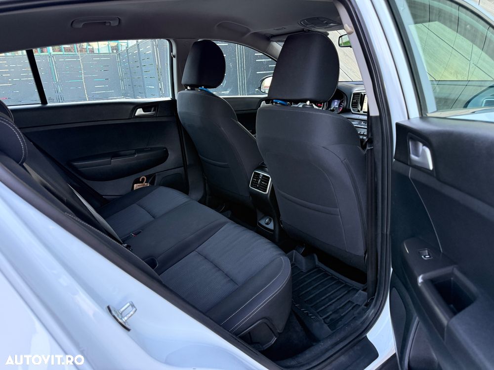 Kia Sportage 1.6 CRDI 2WD Eco-Dynamics+ (48V M-H) Spirit - 14