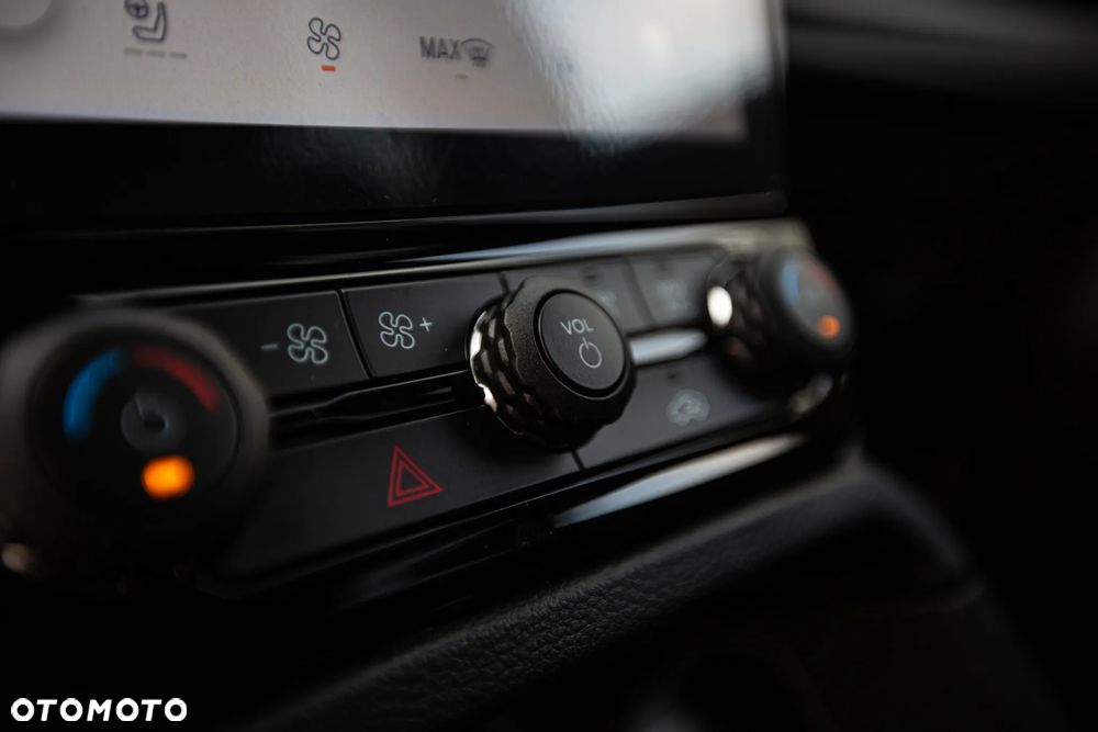 Ford Ranger Wildtrak - 16