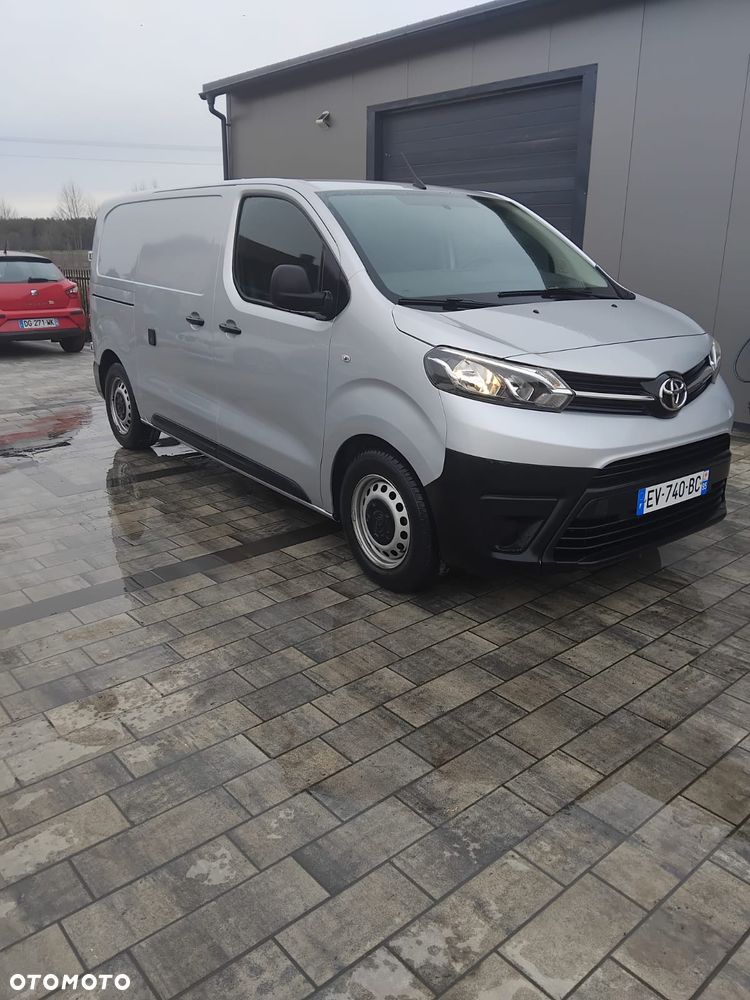 Toyota PROACE - 1