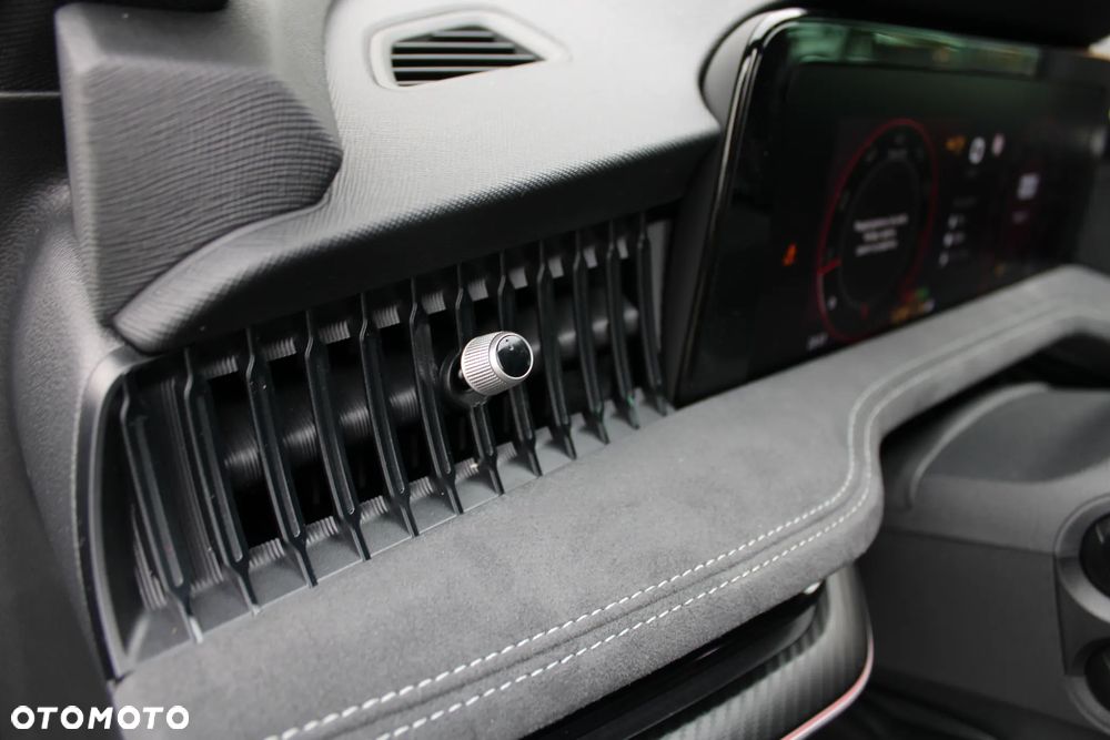 Skoda Superb 2.0 TDI SCR 4x4 Sportline DSG - 19