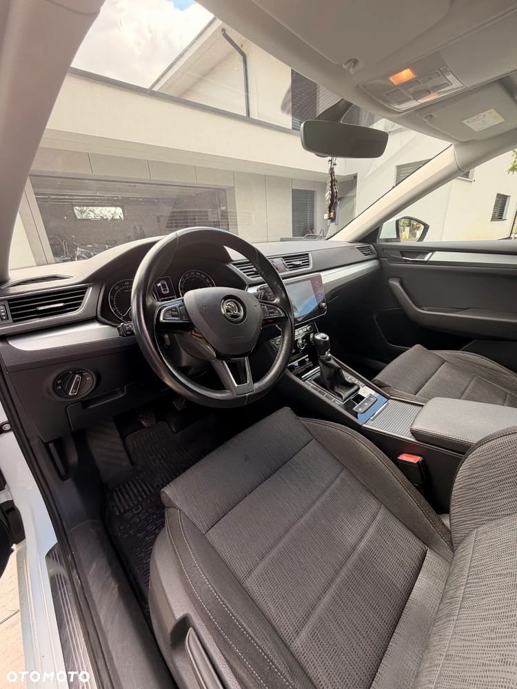 Skoda Superb 1.4 TSI ACT Ambition - 7