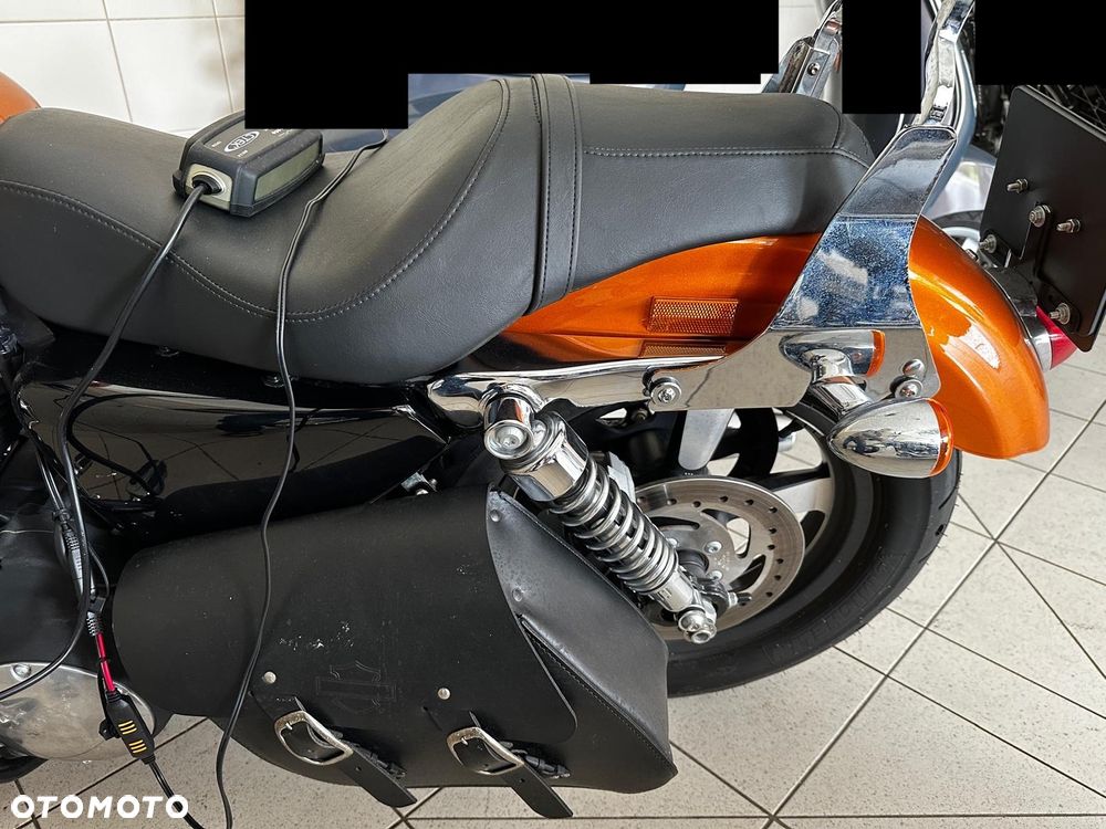 Harley-Davidson Sportster Custom 1200C - 4