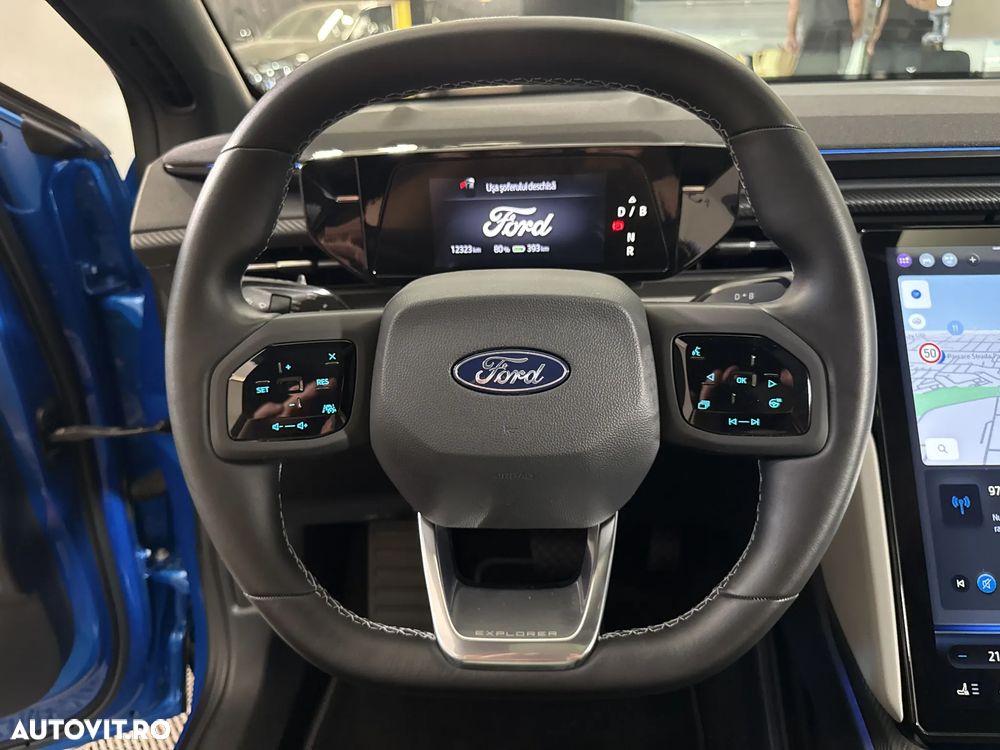 Ford Explorer - 17