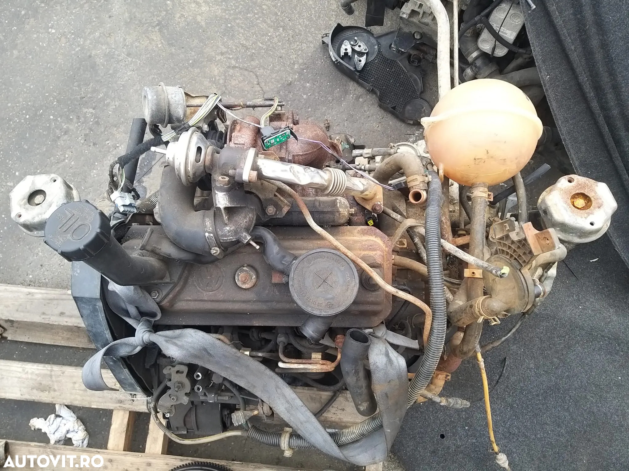 Motor Complet pentru Volkswagen Transporter T4 1.9 TDI cod motor: ABL - 2