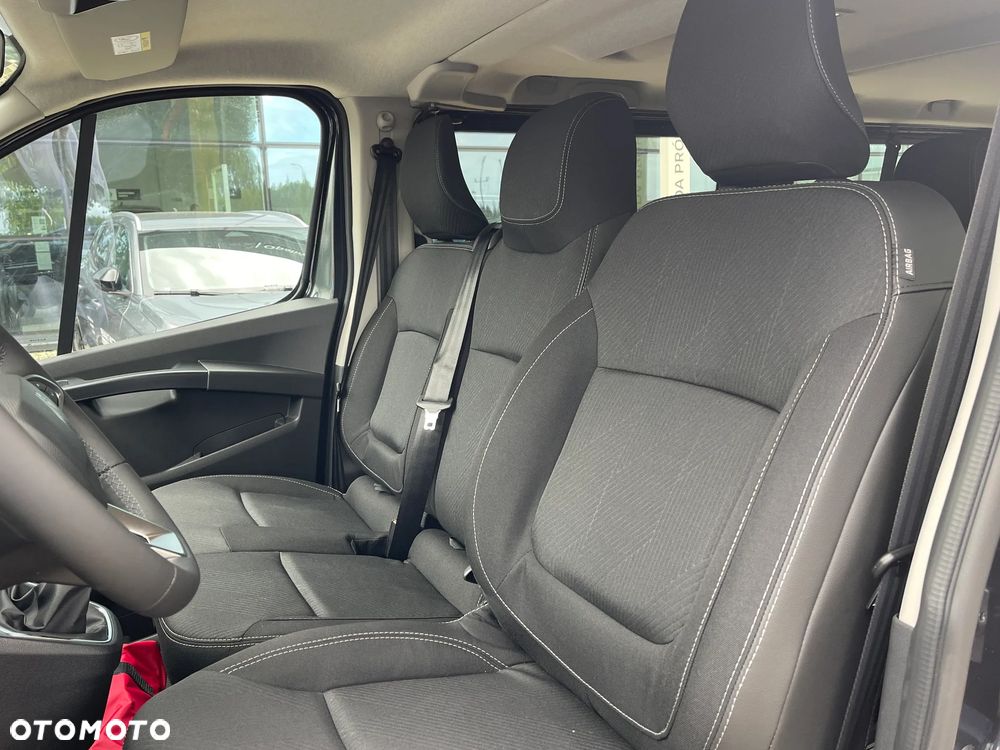 Renault Trafic - 12