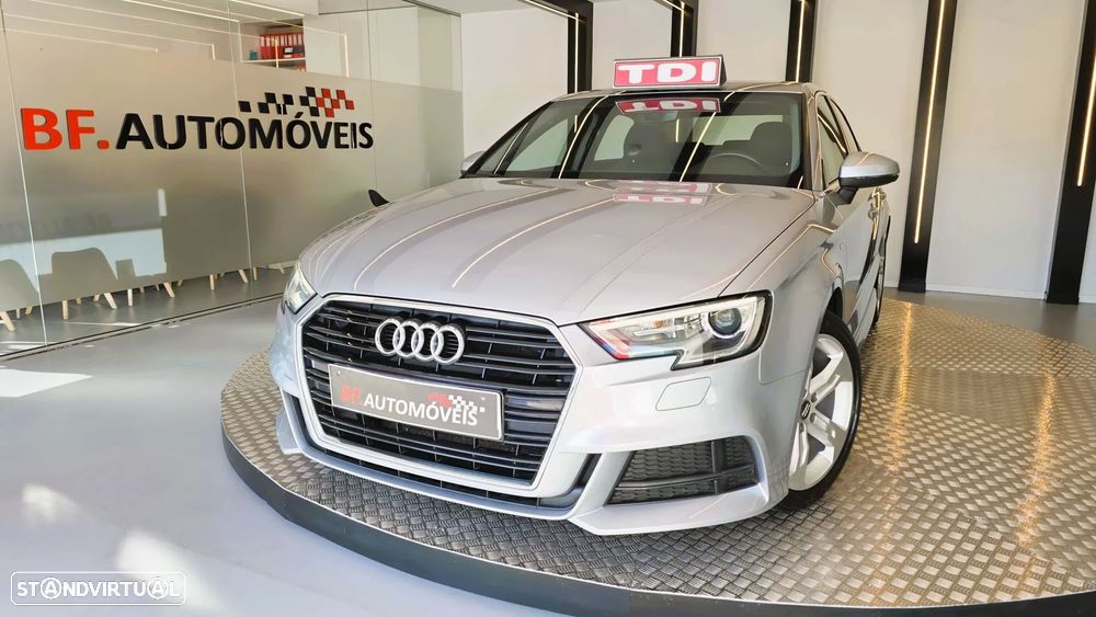 Audi A3 Limousine 1.6 TDI S-line - 1