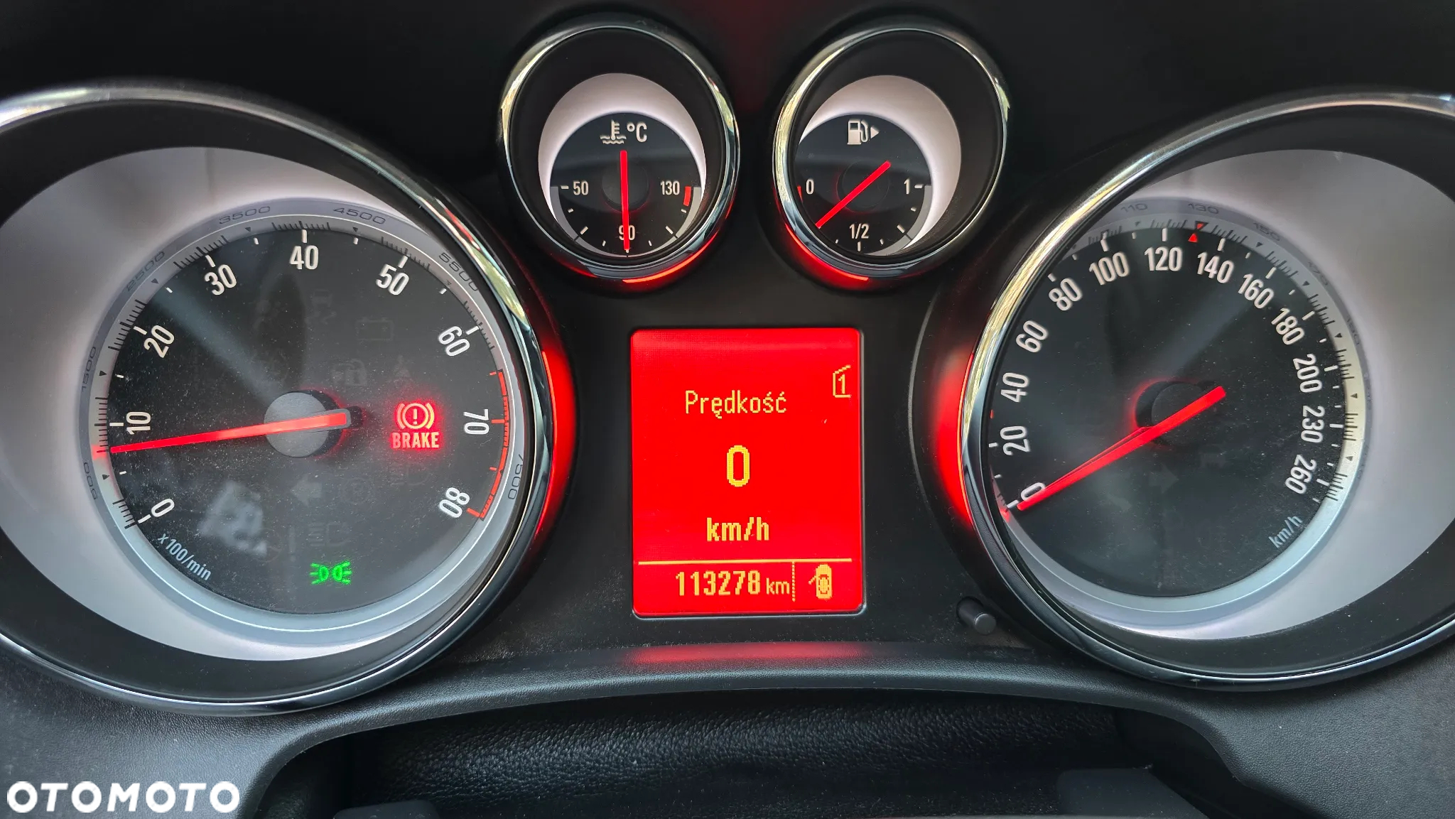 Opel Astra IV GTC 1.6 T Sport - 11