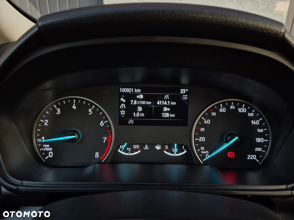 Ford EcoSport - 8