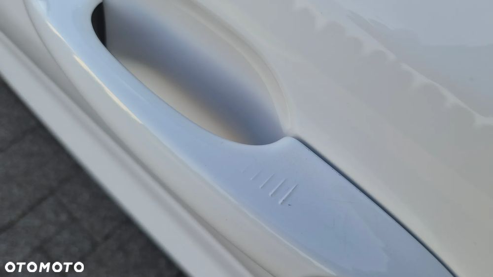 Ford Focus 1.5 EcoBlue Start-Stopp-System TITANIUM DESIGN - 32