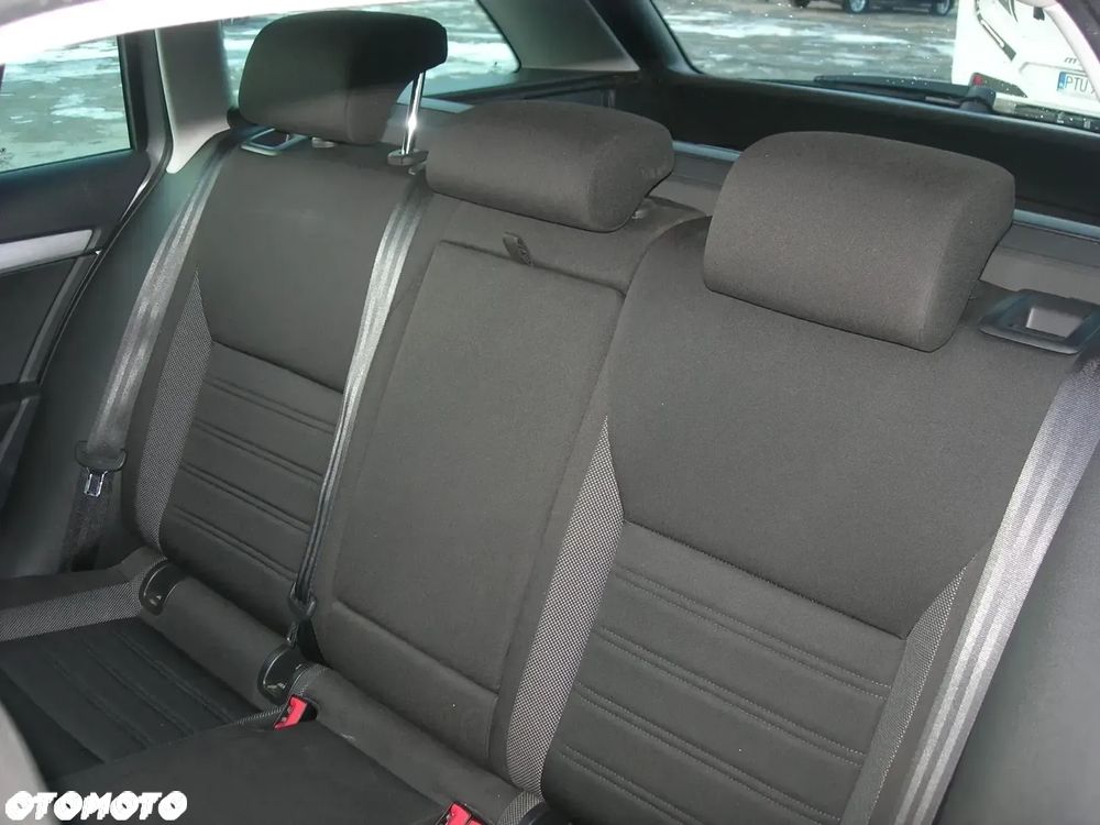 Skoda Octavia Combi 1.5 TSI ACT DSG Style - 16