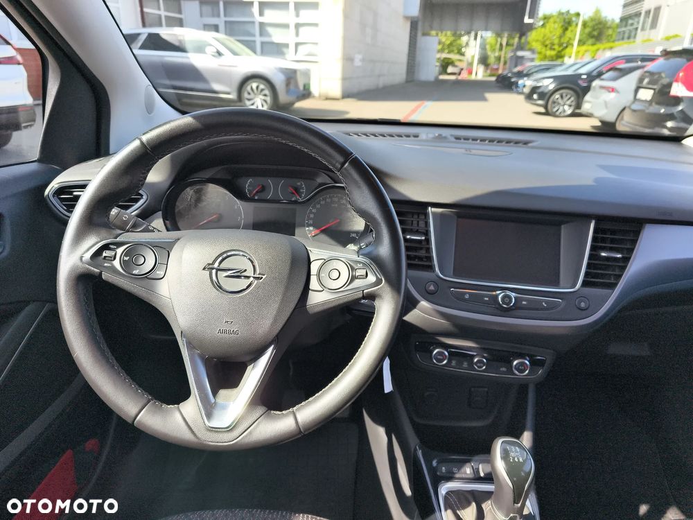 Opel Crossland X 1.2 Enjoy - 11