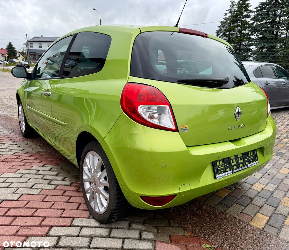 Renault Clio 1.6 16V Night&Day - 4