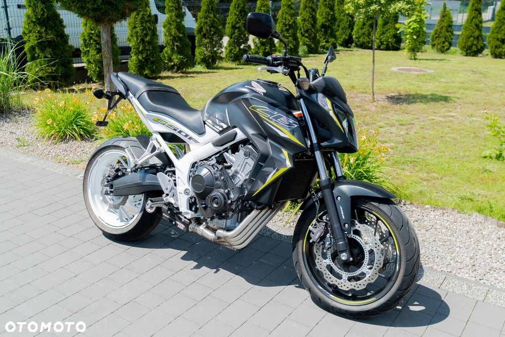 Honda CB - 2