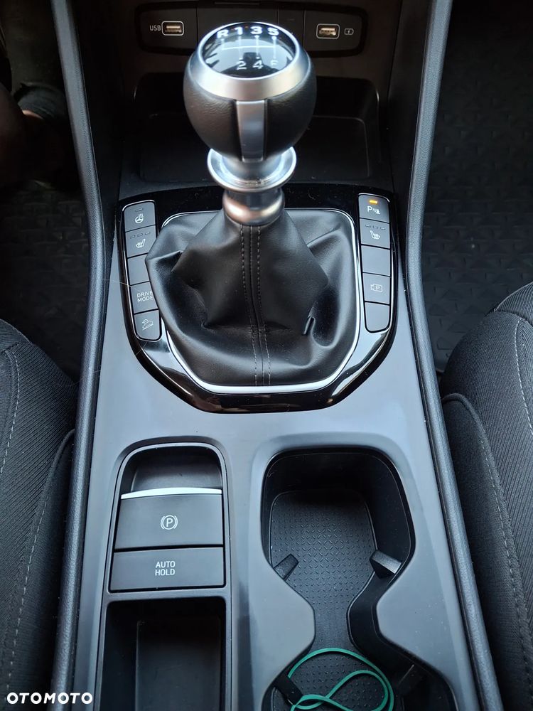 Hyundai Tucson 1.6 T-GDi Executive 2WD - 26