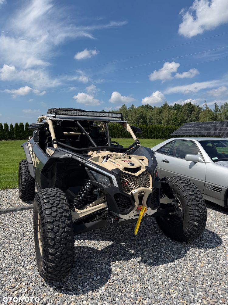 Can-Am Maverick - 1