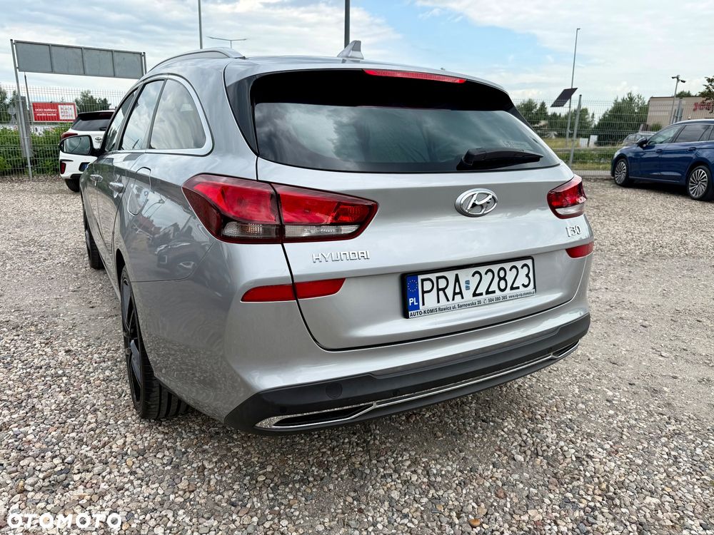 Hyundai i30 1.5 T-GDI 48V-Hybrid Advantage - 21