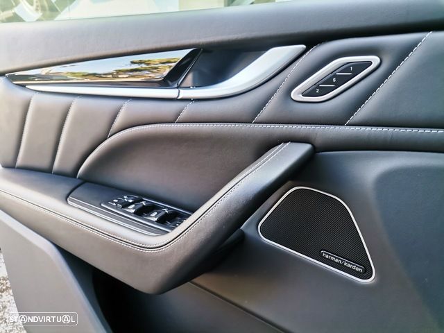 Maserati Levante Q4 GranSport - 25