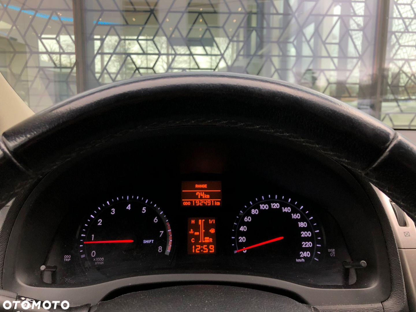 Toyota Avensis 1.8 Premium EU5 - 19