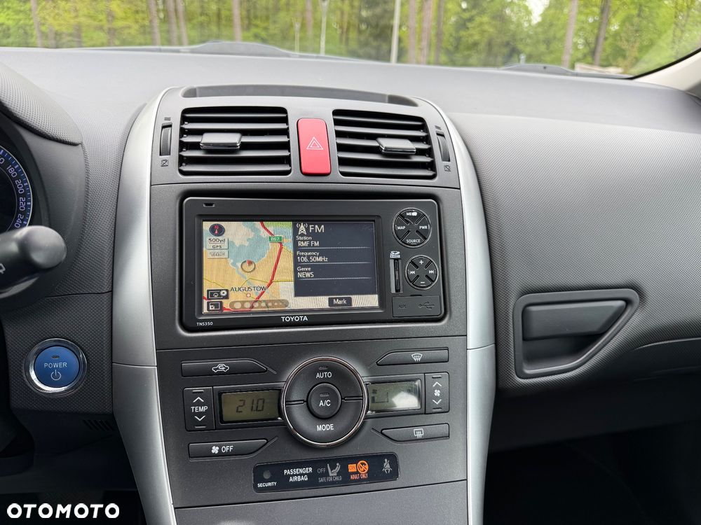 Toyota Auris 1.8 HSD Luna - 23