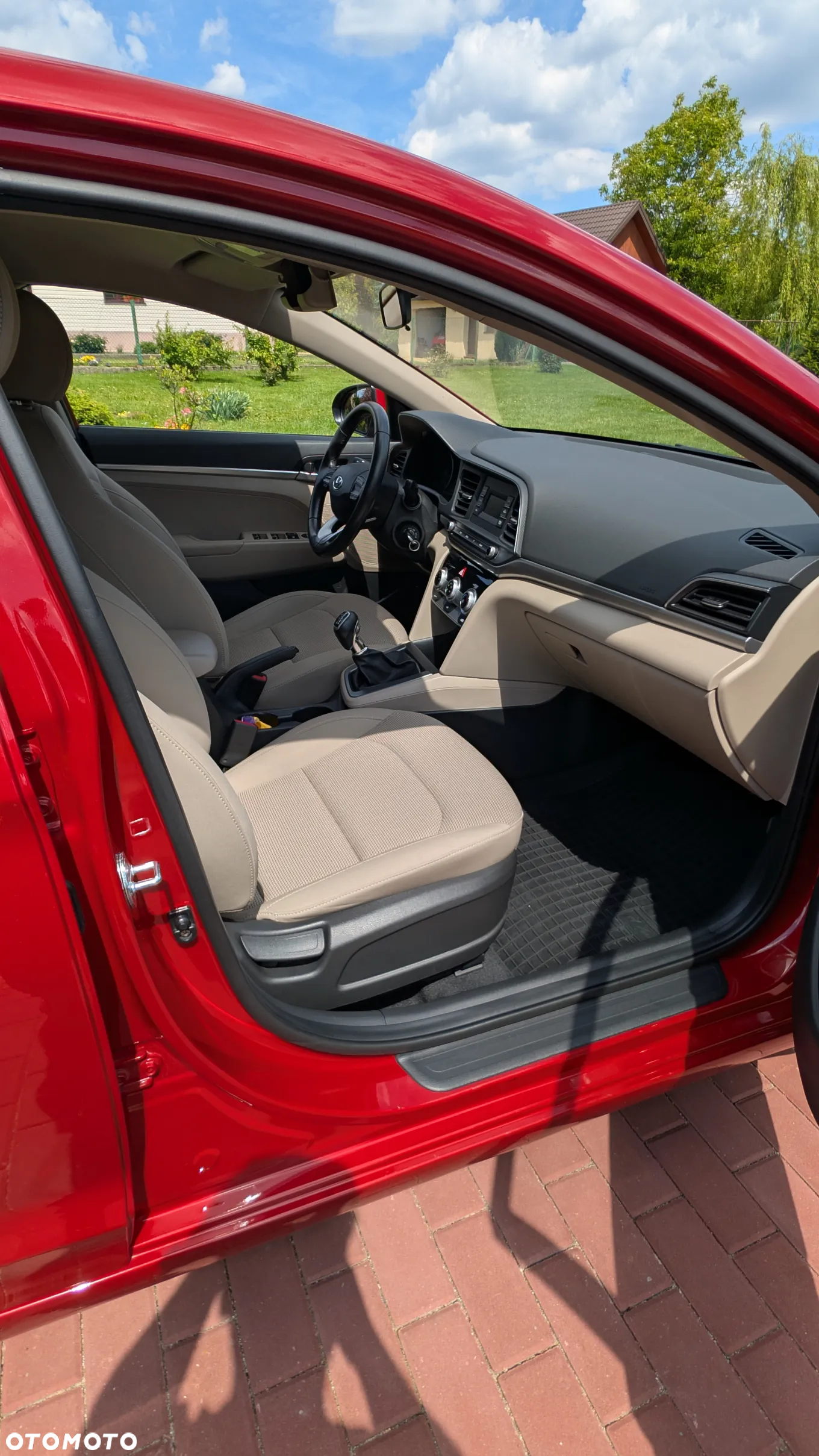 Hyundai Elantra 1.6 Classic Plus - 17
