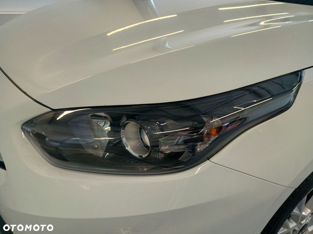 Kia Ceed - 10