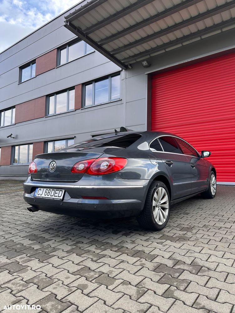 Volkswagen Passat - 5