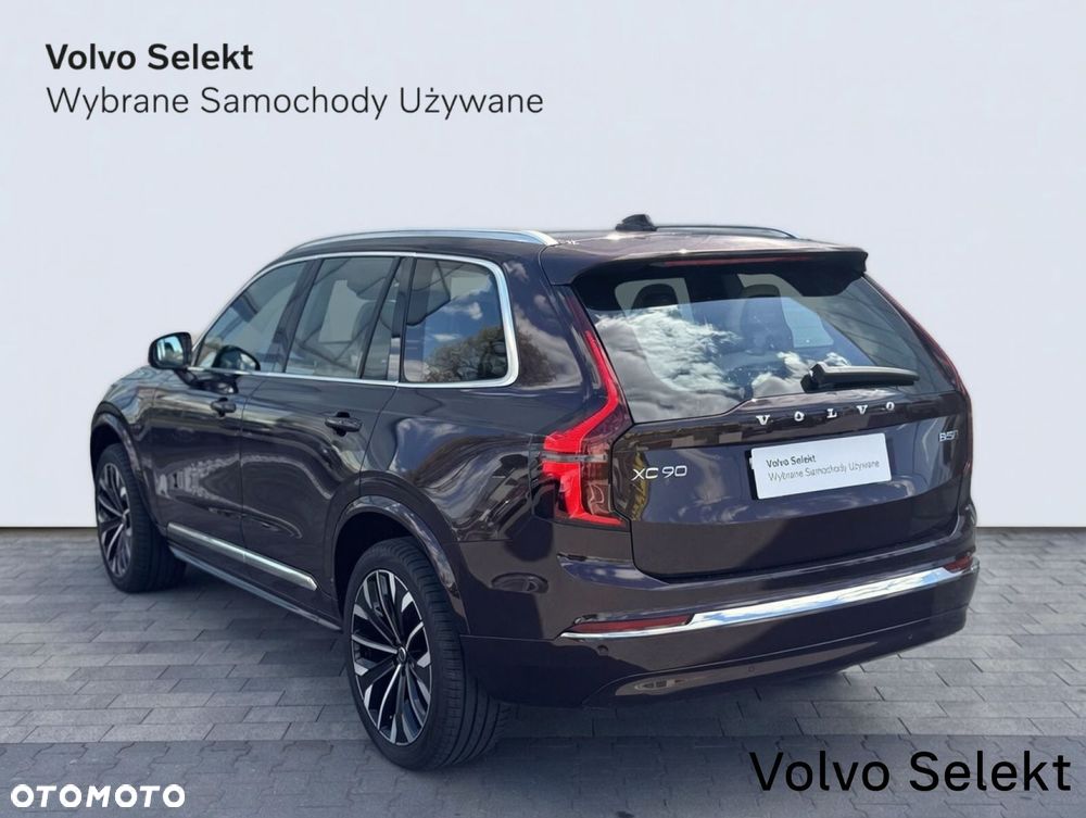 Volvo XC 90 - 9