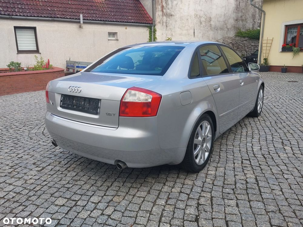 Audi A4 Limousine 1.8 T - 9
