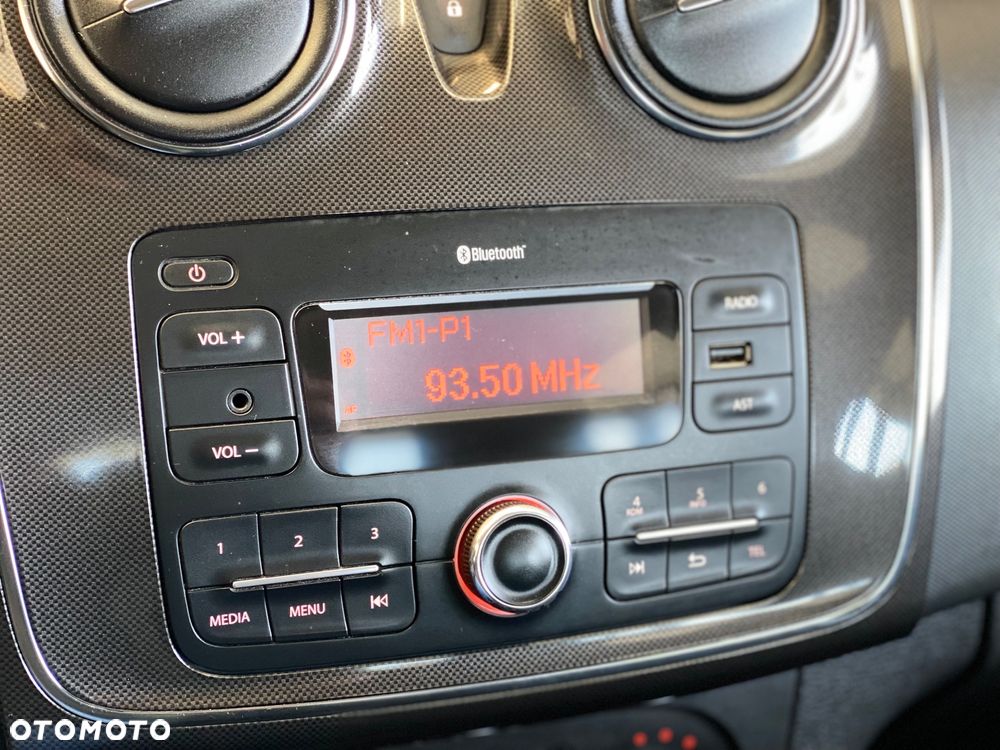 Dacia Logan SCe 75 Comfort - 24