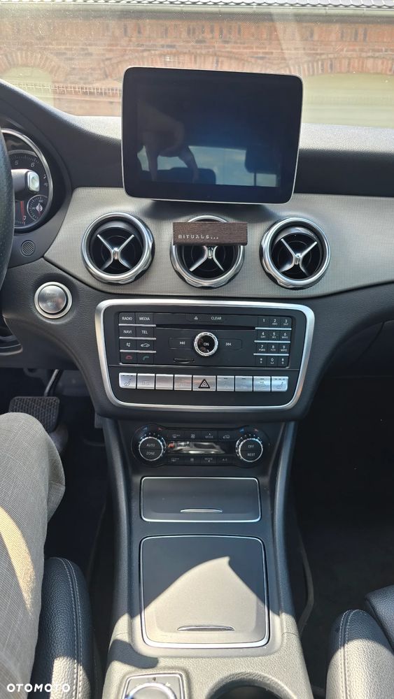 Mercedes-Benz GLA 220 4-Matic - 18