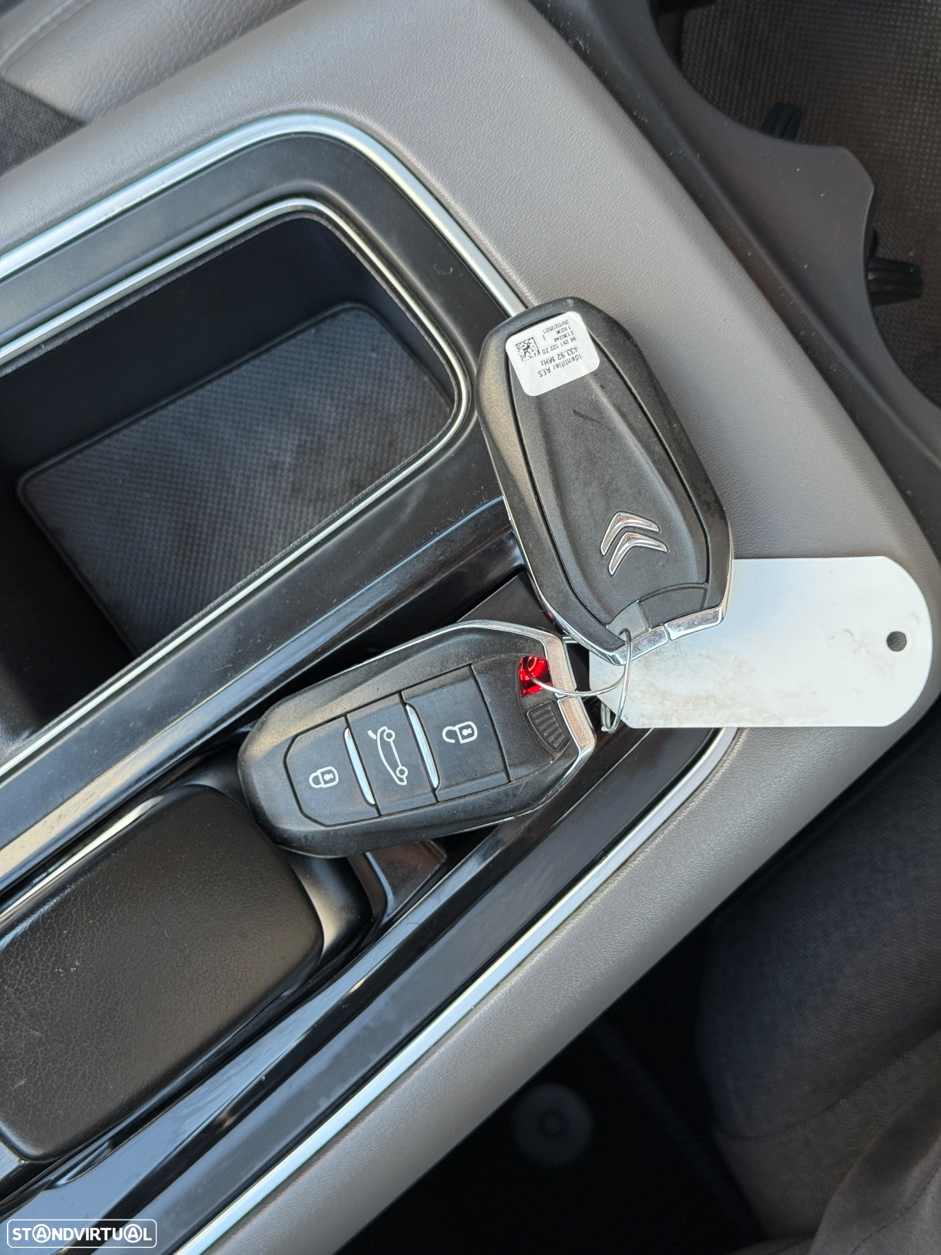 Citroën C5 Aircross Hybrid 225 e-EAT8 ë-SERIES - 32