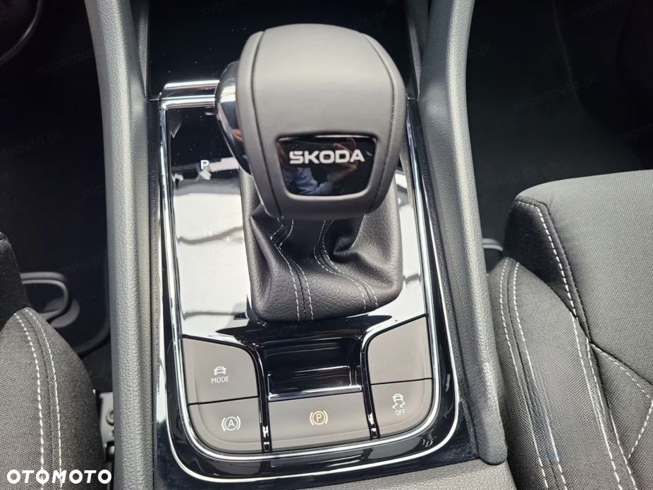 Skoda Karoq 1.5 TSI ACT Sportline DSG - 12