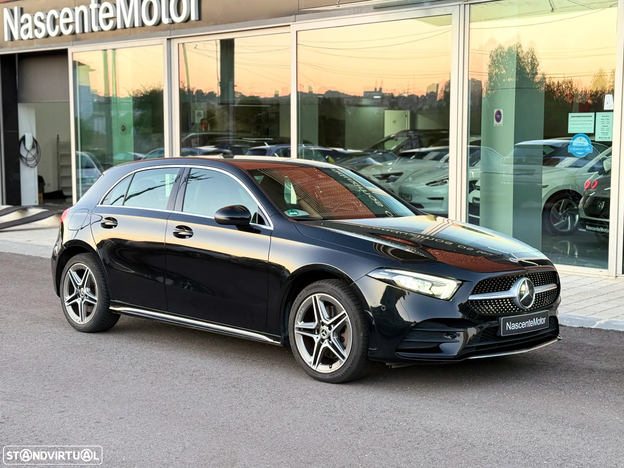 Mercedes-Benz A 250 e 8G-DCT AMG Line - 3