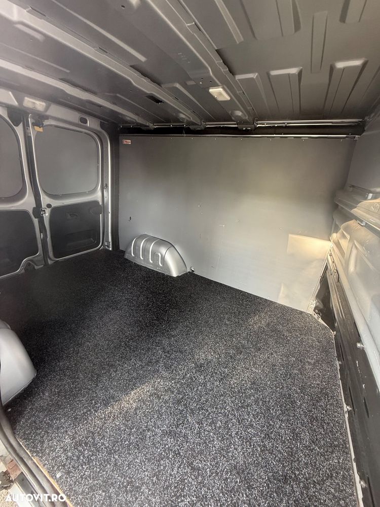 Renault Trafic - 3