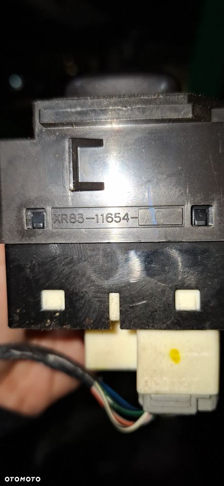 JAGUAR S TYPE WŁĄCZNIK ŚWIATEŁ XR8311654 - 2