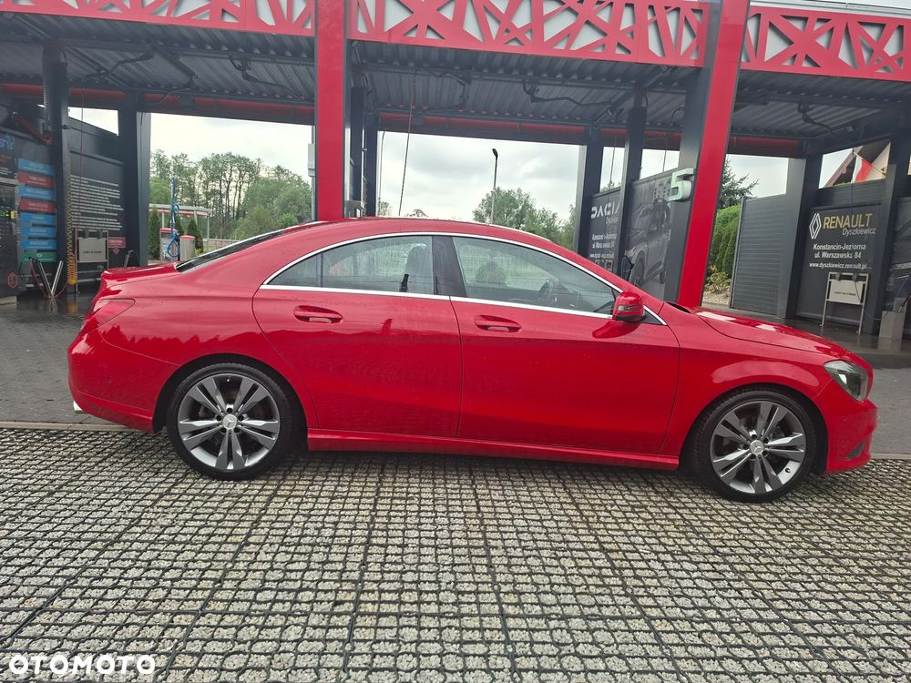 Mercedes-Benz CLA 180 - 4