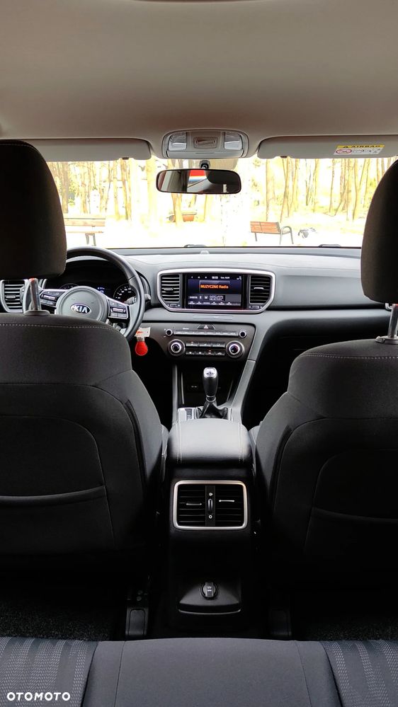 Kia Sportage 1.6 GDI 2WD ISG Dream-Team Edition - 24