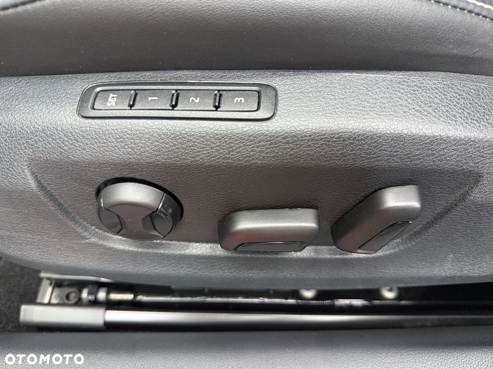 Skoda Superb 1.4 TSI Plug-In Hybrid L&K DSG - 32
