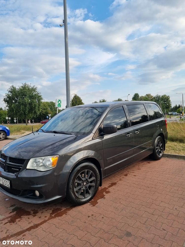 Dodge Grand Caravan 3.6 R/T - 13