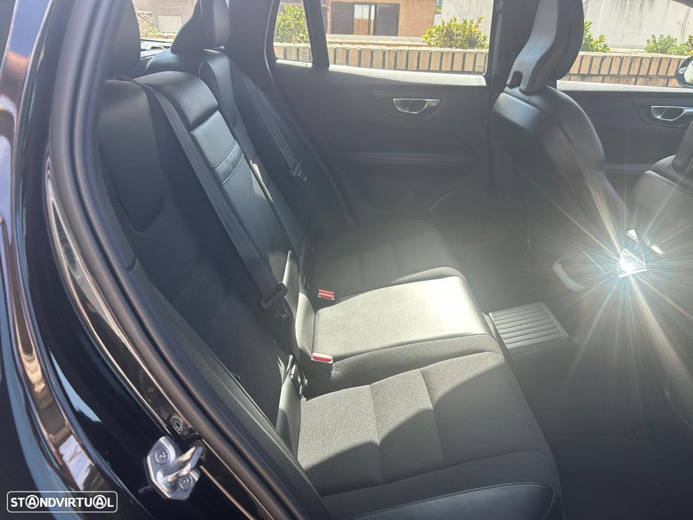 Volvo V60 2.0 T6 AWD TE Inscription Expression - 23
