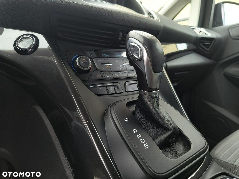 Ford Grand C-MAX - 21